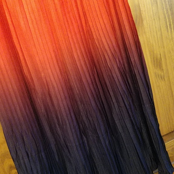 Fall Ombre Pleated Skirt🌻 NWT - Picture 4 of 11